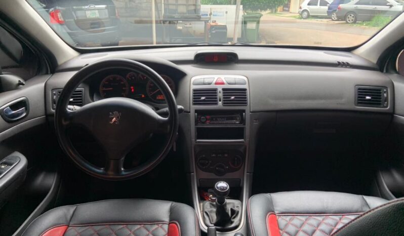 
								Foreign Used 2004 Peugeot 307 full									