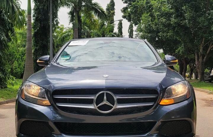 
								Foreign Used 2016 Mercedes-Benz C 300 full									