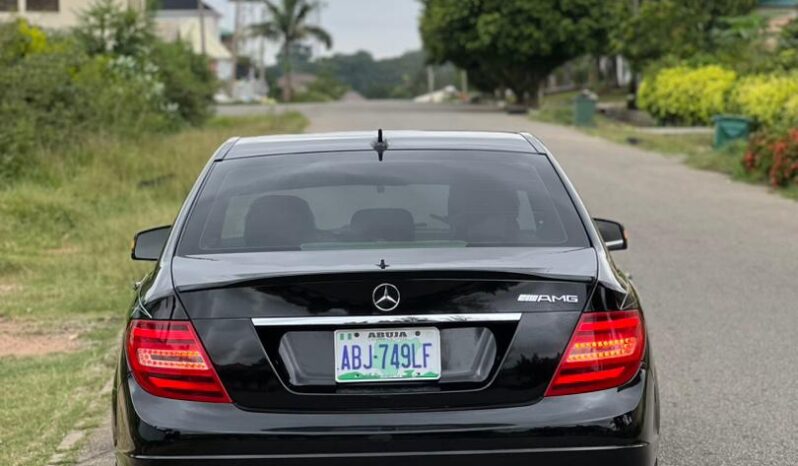 
								Naija Used 2014 Mercedes-Benz C 300 full									