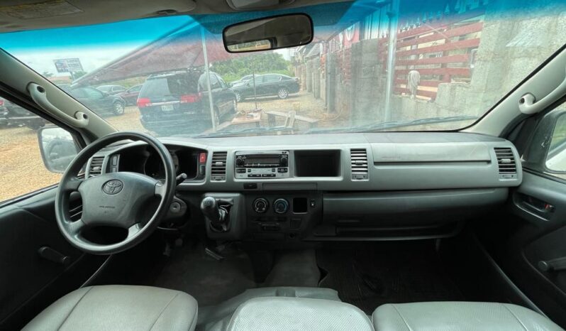 
								Naija Used 2011 Toyota Hiace full									