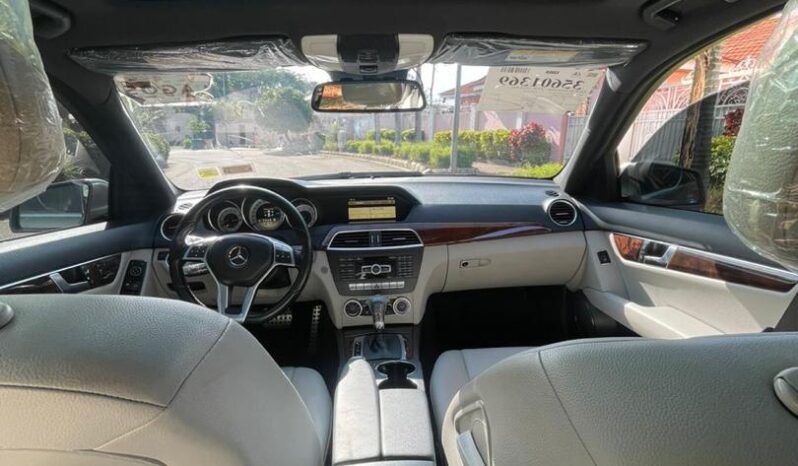 
								Foreign Used 2012 Mercedes-Benz C 300 full									