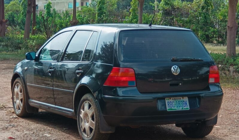 
								Naija Used 2005 Volkswagen Golf 4 full									
