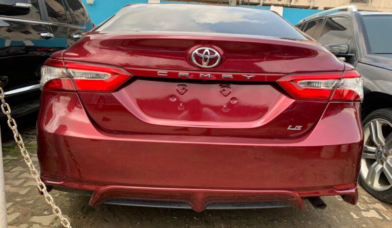 
								Foreign Used 2018 Toyota Camry full									