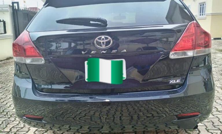 
								Naija Used 2013 Toyota Venza full									