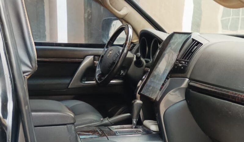
								Naija Used 2020 Toyota Land Cruiser full									